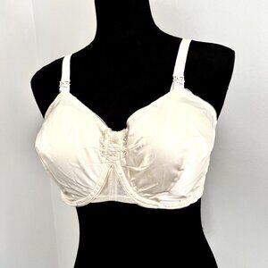 Vintage Edith Lances Minimizing Hand Sewn Bra In White